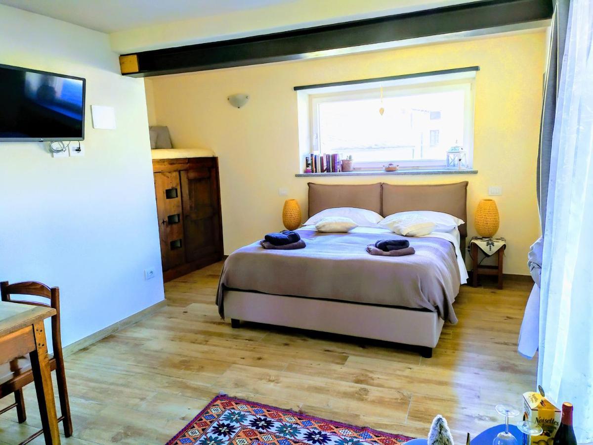 Maison Soleil - Chiara Suite Aoste Extérieur photo